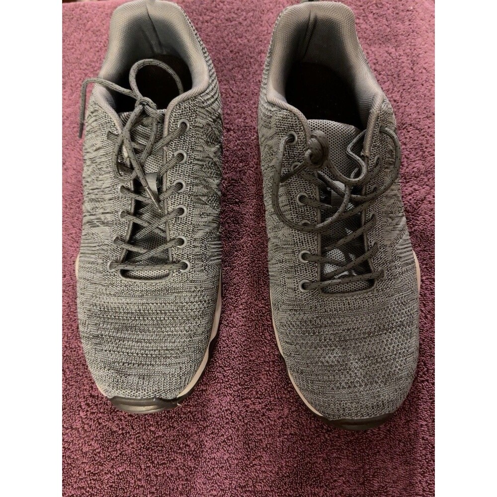 CALTO Q104 Hidden Height-Increasing Elevator Sneakers — Men’s Size 13
